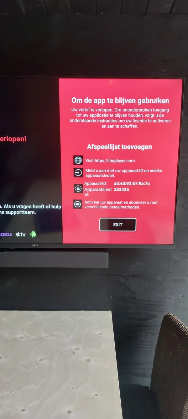 IBO Player activatiescherm met Apparaat-ID (MAC-adres) en Apparaatsleutel (Device Key)